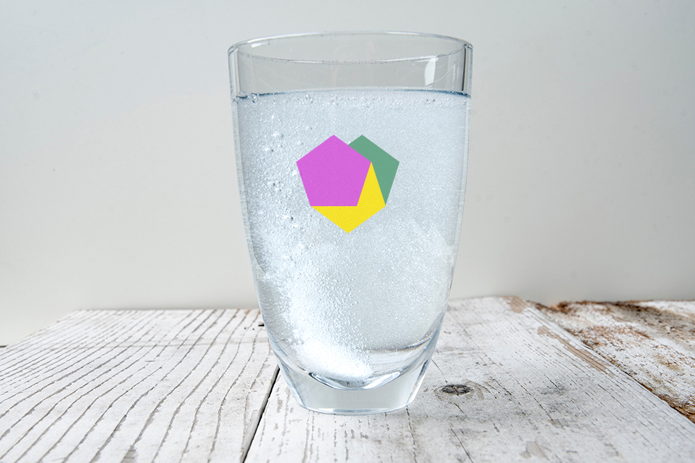 Drinking glasses with a logo&nbsp;on